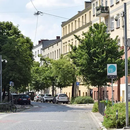 Sikorskiego Free Parking * Poznań