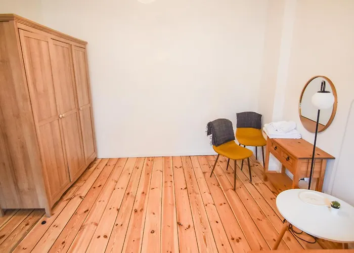 Sikorskiego Free Parking * Poznań