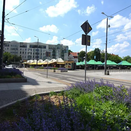 Sikorskiego Free Parking * Poznan