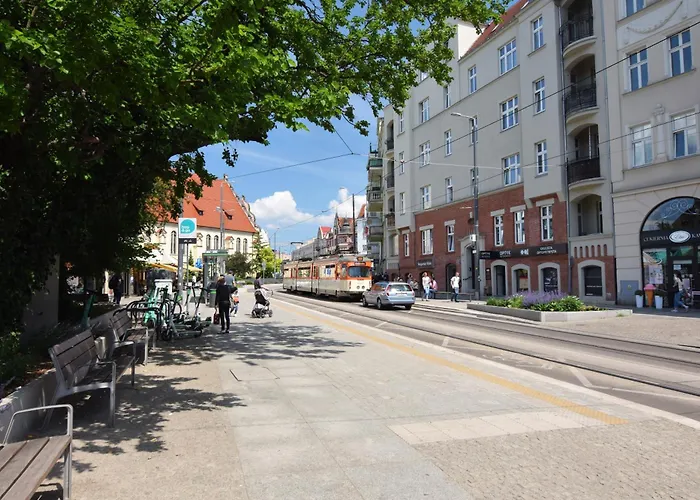 Sikorskiego Free Parking * Poznan