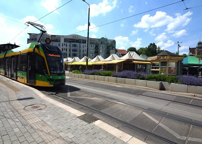 Sikorskiego Free Parking 아파트